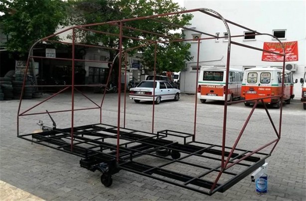 3 ayda karavan yaptı