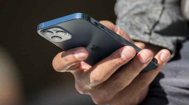 Foto - 3 aydır nehrin dibindeydi! Şarja takılan iPhone şaşkına çevirdi!