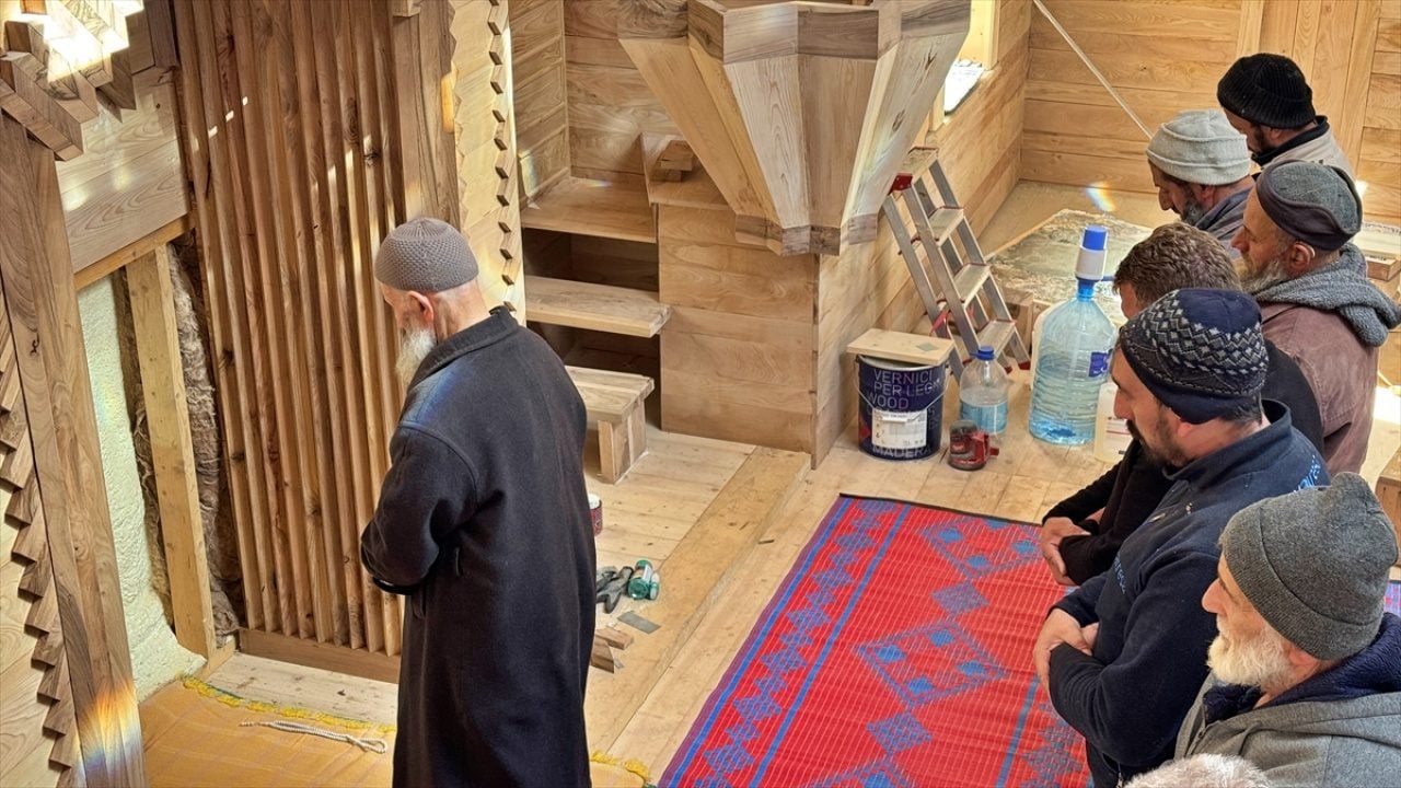 Foto - 3 bin 180 metre rakımda bulunuyor! Yanan Kırklar Mescidi yeniden inşa ediliyor
