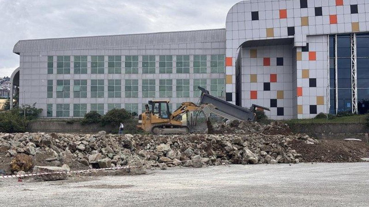 Foto - 3 bin 240 metrelik dev pist Karadeniz’in üstüne kuruluyor! Sondaj çalışmaları apar topar başladı