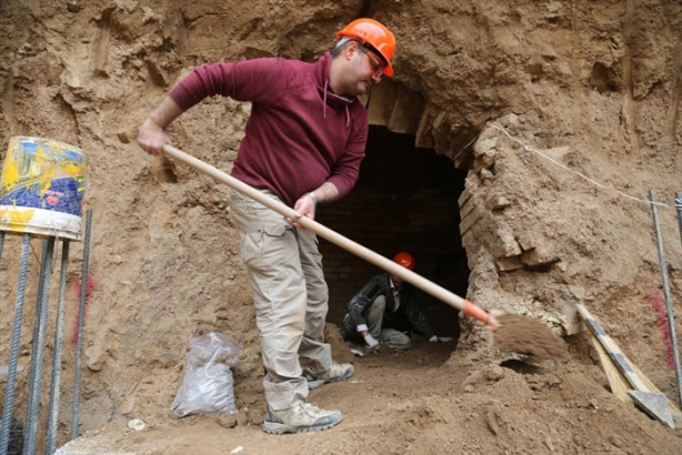 Foto - 3 bin 500 senelik 9 mezar bulundu!