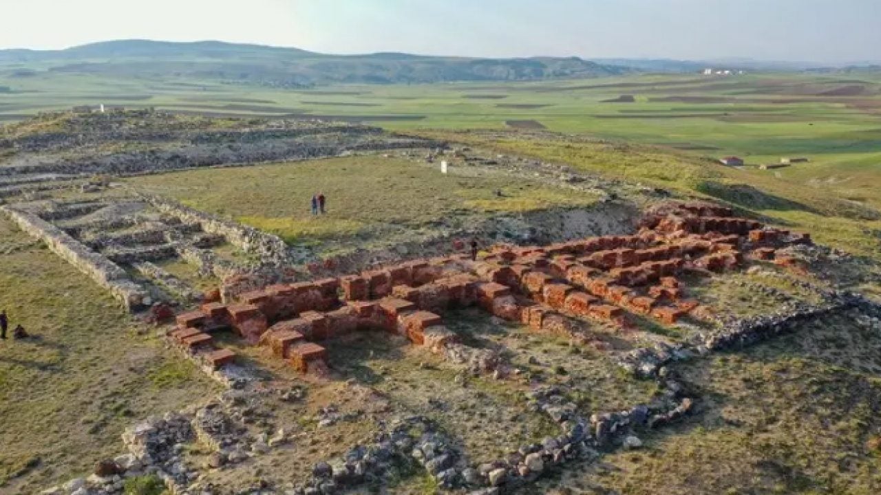 Foto - Sivas'ta kazılar başlıyor: 3 bin 500 yıllık gizem ortaya çıkacak! 
