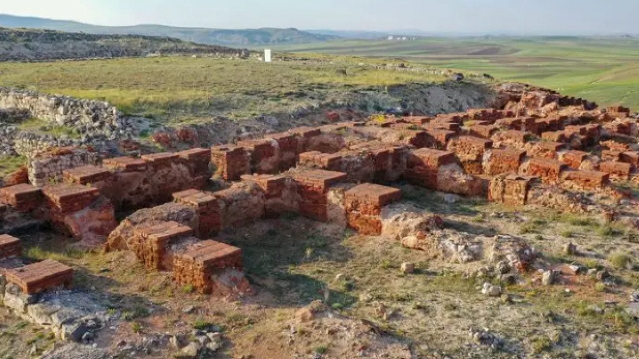 Foto - Sivas'ta kazılar başlıyor: 3 bin 500 yıllık gizem ortaya çıkacak! 
