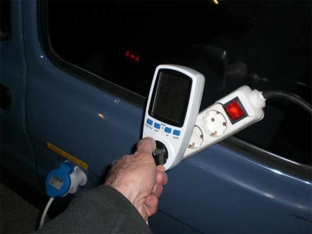 Foto - 3 bin liraya aldığı arabayı bakın ne hale getirdi!