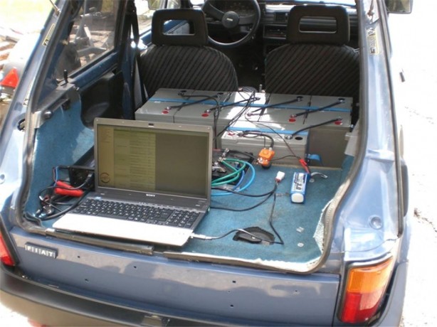 Foto - 3 bin liraya aldığı arabayı bakın ne hale getirdi!