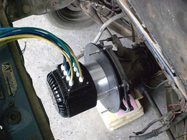 Foto - 3 bin liraya aldığı otomobile bakın ne yaptı!