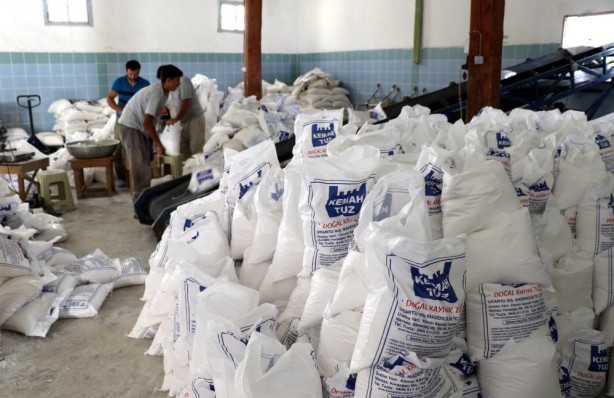 Foto - 3 bin yıldır su ekip tuz üretiyorlar