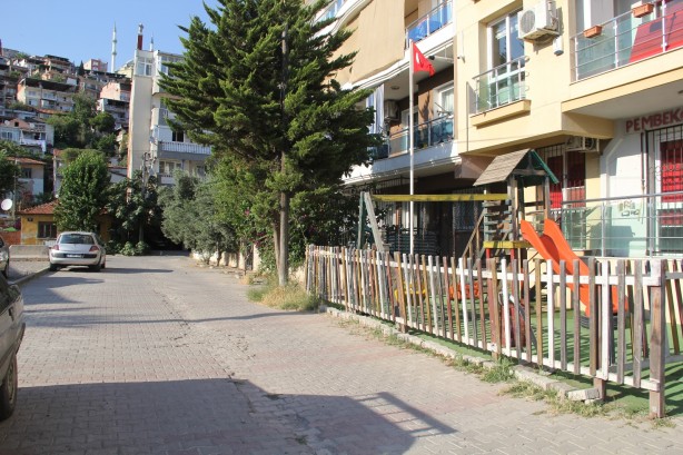 Foto - 3 çocuğa sahip çıkamadılar Anaokulunda skandal olay