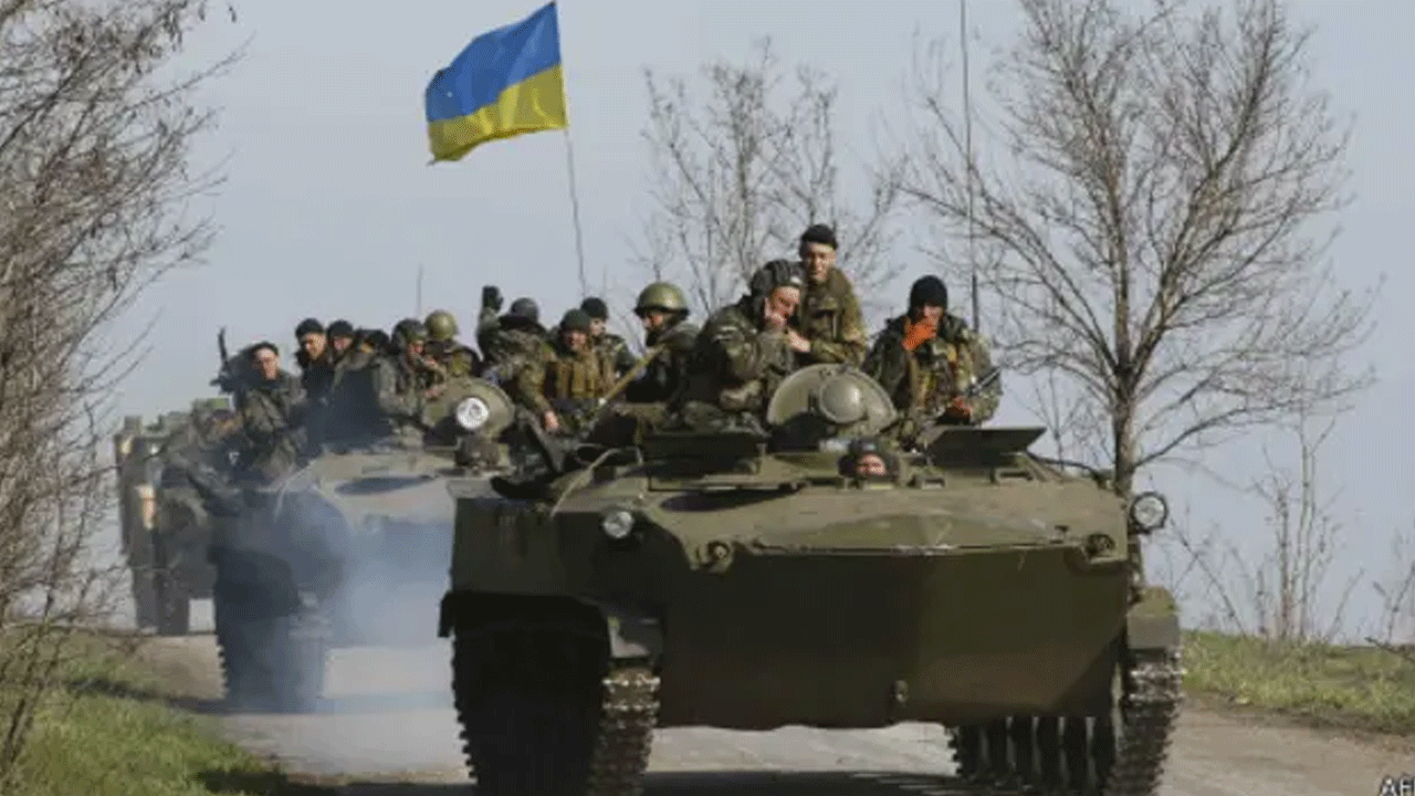 Foto - 3. dünya savaşının kapısı çalındı! Rusya'nın petrol rafinerisi vuruldu