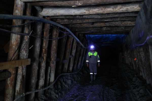 Foto - 3 galeri göçük altında kaldı! Deprem sırasında oldu tam 12 metre