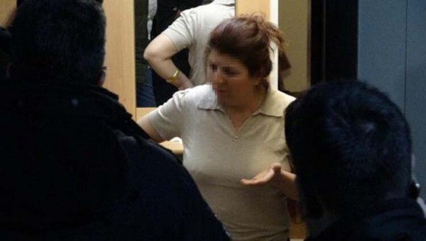 Foto - 3 gün 3 gece uyuyan kadının evine polis çilingirle girdi