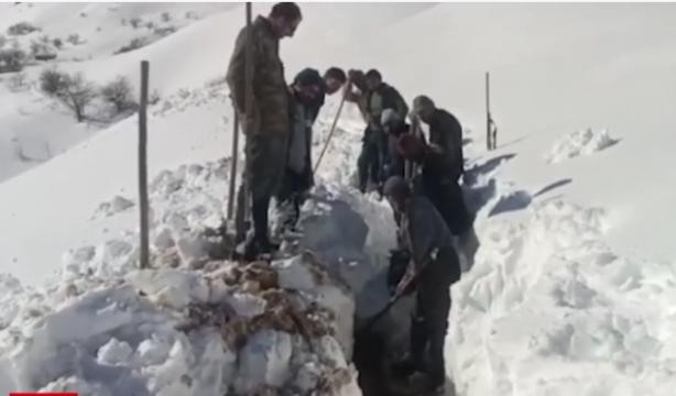 Foto - 3 gün boyunca sular kesilmişti! Bakın ne yaptılar?