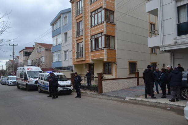 3 gündür haber alınamayan adam evinde ölü bulundu