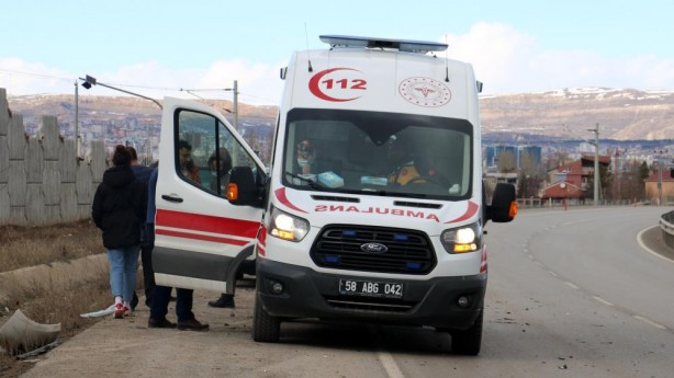 Foto - 3 kişinin yaralandığı ilginç kaza
