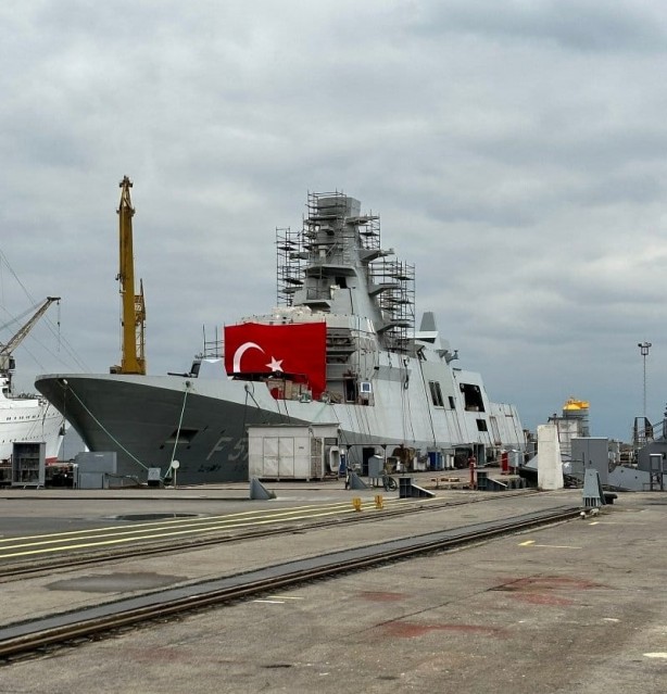 Foto - 3 Türk devinden tarihi imza! Savaş gemisine yüklenecek bu özellik dünyayı ayağa kaldıracak