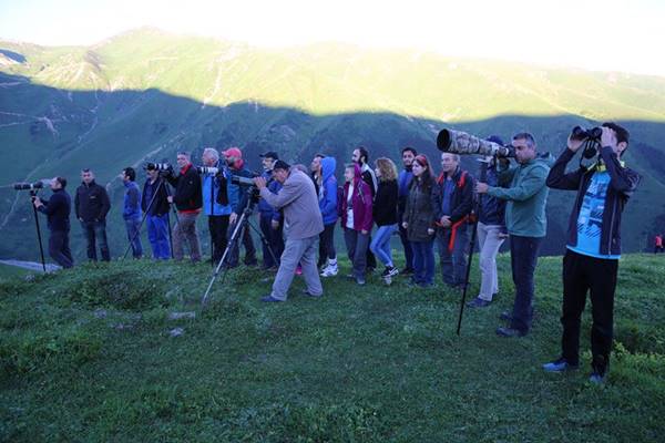 Foto - 3 yıl sonra Rize’de bir ilk! Meraklılar dürbüne sarıldı