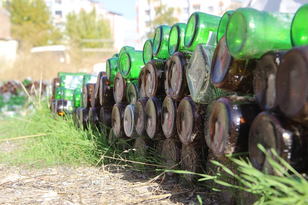 Foto - 3 yılda 5 bin şişe topladı! 