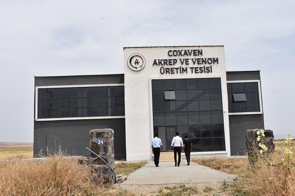 Foto - 3 yıldır 3 bin akrebe bakıyor