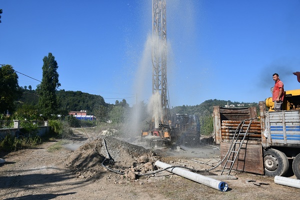 Foto - 30 bin nüfusa yetecek su kaynağı bulundu