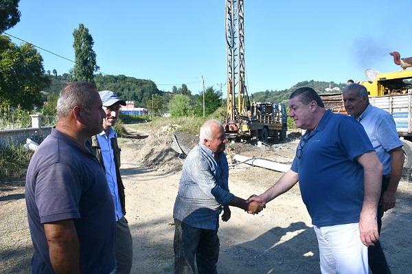 Foto - 30 bin nüfusa yetecek su kaynağı bulundu