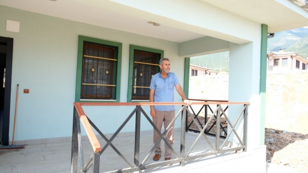 Foto - 30 bin tanesi daha teslime hazırlanıyor! Devletin görevi rakı değil bunları yapmak