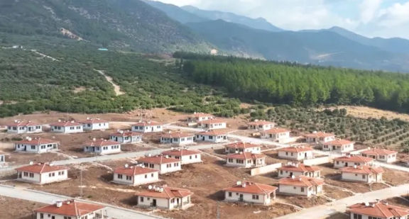 Foto - 30 bin tanesi daha teslime hazırlanıyor! Devletin görevi rakı değil bunları yapmak