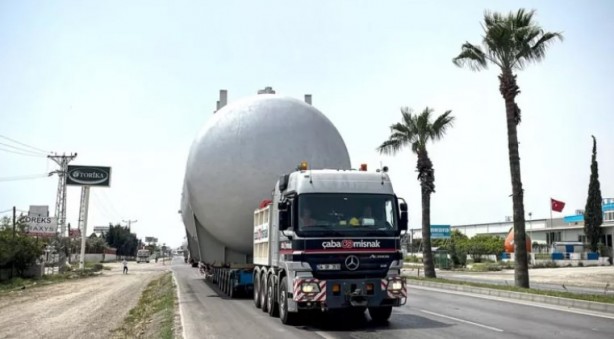 Foto - 30 metrelik reaktör Adana'ya taşınıyor! 4 gün sürecek