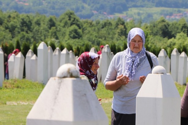 Foto - 30 yıl önce katledilmişlerdi! Toprağa verildiler