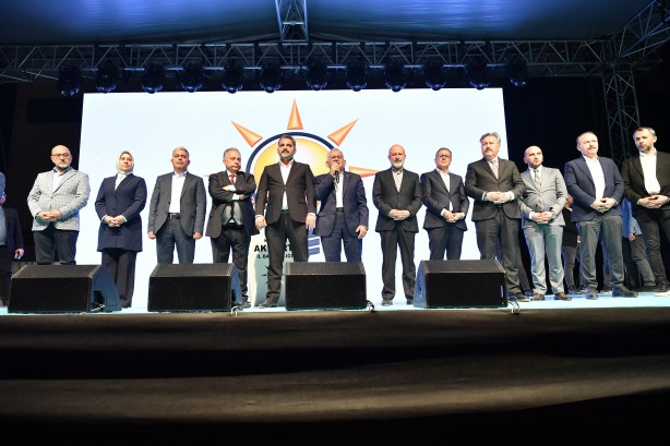 Foto - 30 yıl önce siyasete başladı! O başkan tüm ilçelerde en çok oyu alan büyükşehir adayı oldu!