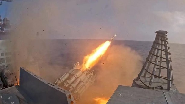 Foto - 30 yılın en büyük deniz tatbikatı! Rusya ve Çin'den güç gösterisi...