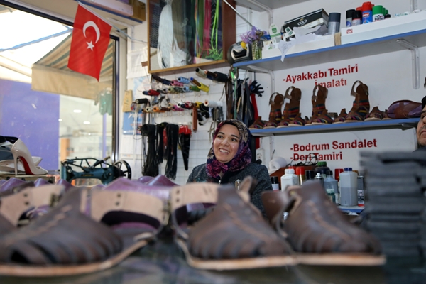 Foto - 30 yıllık mesleğini genç kuşaklara aktarmak istiyor