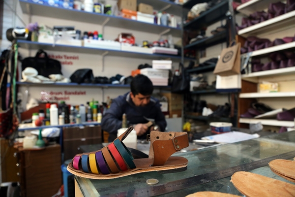 Foto - 30 yıllık mesleğini genç kuşaklara aktarmak istiyor