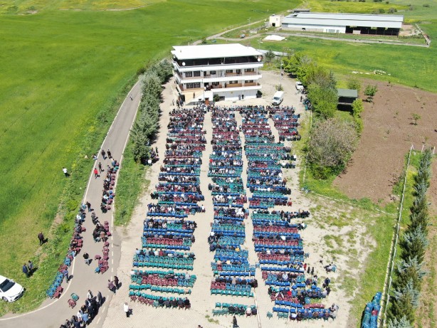 300 torunlu Hamo Ağa’nın oğlu aday oldu! Bölge sakinleri o partiye desteğini açıkladı