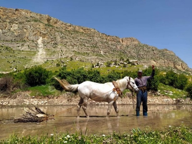 Foto - 300 yıllık gelenek görenleri şaşkına çeviriyor!