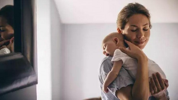 325 euro bakıcı desteği: Kimlere verilecek, şartları neler?