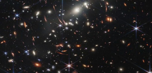 326 milyon ışık yılı uzaklıkta heyecanlandıran keşif