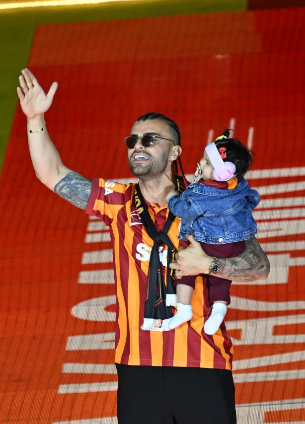 Foto - 35 milyon euroluk dünya yıldızını bedavaya alacak! Müthiş gelişmeyi böyle duyurdular: Transfere resmen müdahil oldu…