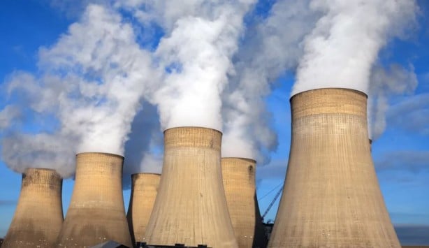 Foto - 35 yıl sonra nükleer enerjiye geri dönüyorlar