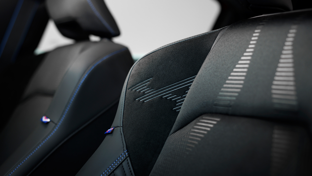 Foto - 35 yıllık efsanenin yeni yüzü! Clio yenilendi, Türkiye gücünü gösterdi! Bursa’dan dünya sahnesine