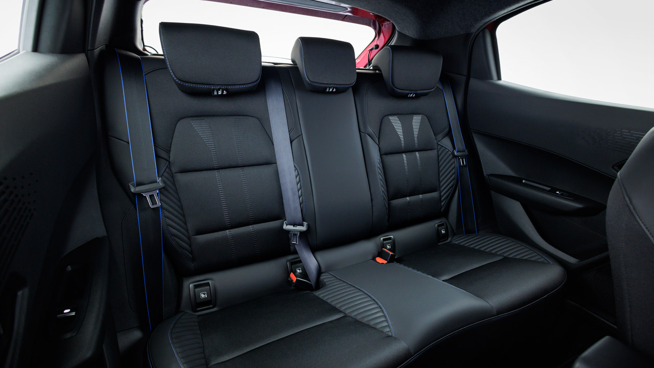 Foto - 35 yıllık efsanenin yeni yüzü! Clio yenilendi, Türkiye gücünü gösterdi! Bursa’dan dünya sahnesine