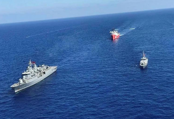Foto - 35 yıllık petrol uzmanı Türkiye'ye ilan etti: Orada petrol ve gaz bulunacak! Bekleyin, geliyor gelmekte olan