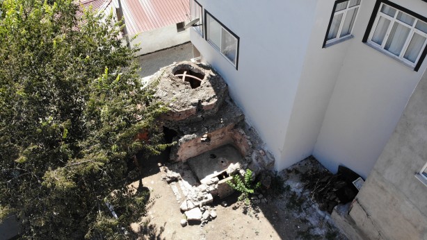 Foto - 350 yıllık dev eser bulundu! Görenler hayret etti… Heyecanlandıran gelişme!Zamana meydan okuyor…