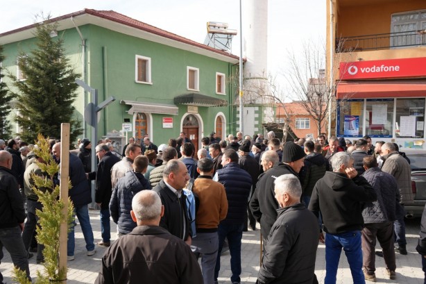 Foto - 36 kişilik umre kafilesi dualarla kutsal topraklara uğurlandı! 