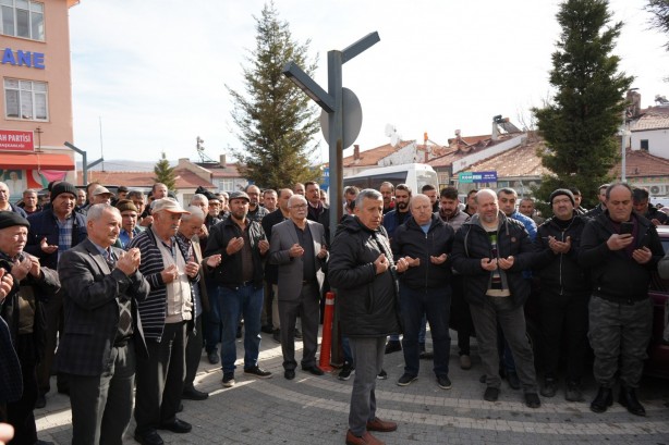 Foto - 36 kişilik umre kafilesi dualarla kutsal topraklara uğurlandı! 