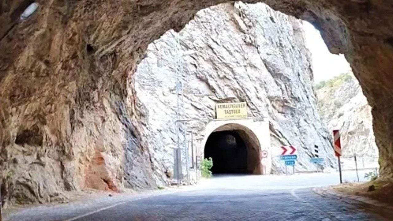 Foto - 38 tünelli Taş Yol’dan 600 metrelik Karanlık Kanyon’a! Medeniyetin izlerini taşıyan şehir: Erzincan