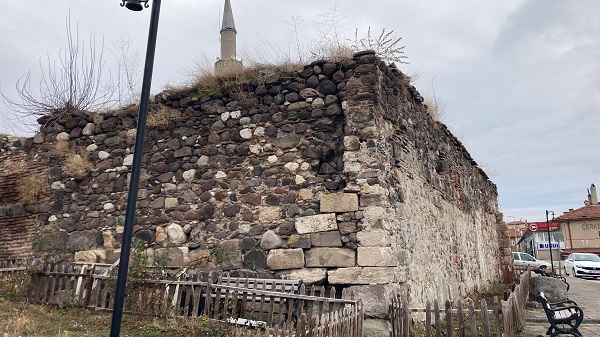 385 yıl önce yapıldı! Halen göz kamaştırıyor