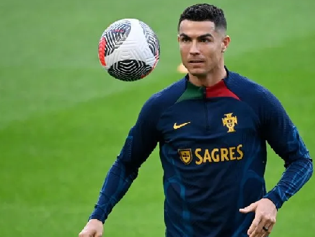 Foto - 39 yaşında bir ilk daha… Şimdi ki hamleleri Asya kıtasını karıştıracak! Türk oyuncu bunu yapamaz!