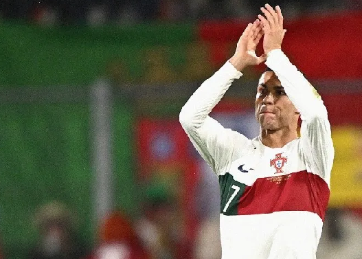 Foto - 39 yaşında bir ilk daha… Şimdi ki hamleleri Asya kıtasını karıştıracak! Türk oyuncu bunu yapamaz!