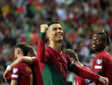 Foto - 39 yaşında bir ilk daha… Şimdi ki hamleleri Asya kıtasını karıştıracak! Türk oyuncu bunu yapamaz!