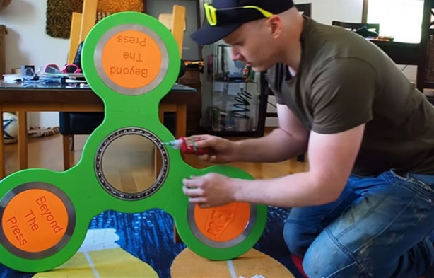 Foto - 3B yazıcıyla dev stres çarkı yaptı!